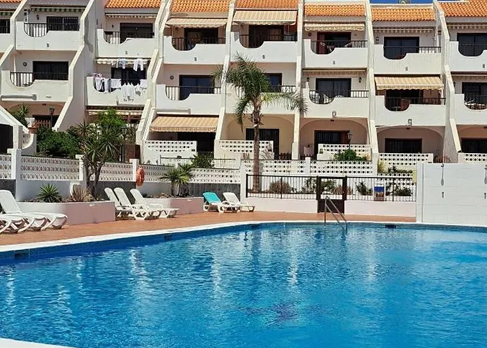Casa Alexandra أرونا